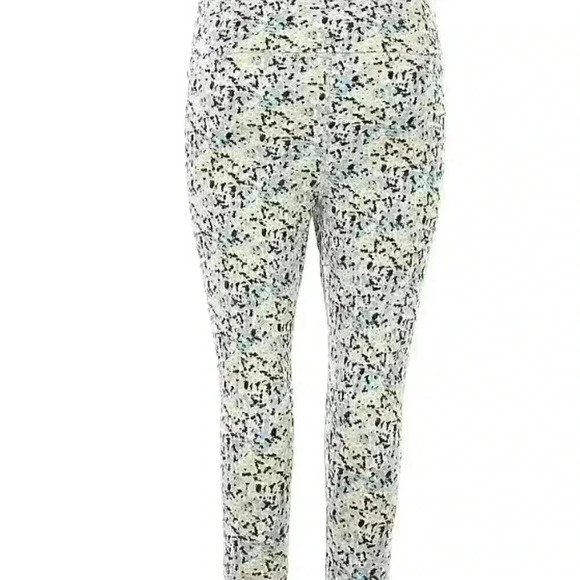 GapFit Eclipse XL Paisley Workout Leggings - Picture 3 of 6